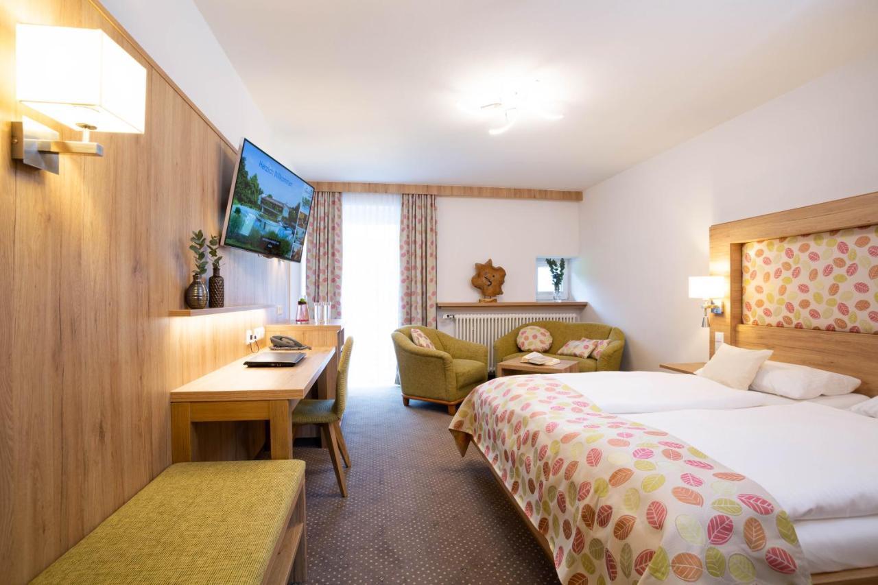 Hotel Chrysantihof Бад Бирнбах Екстериор снимка