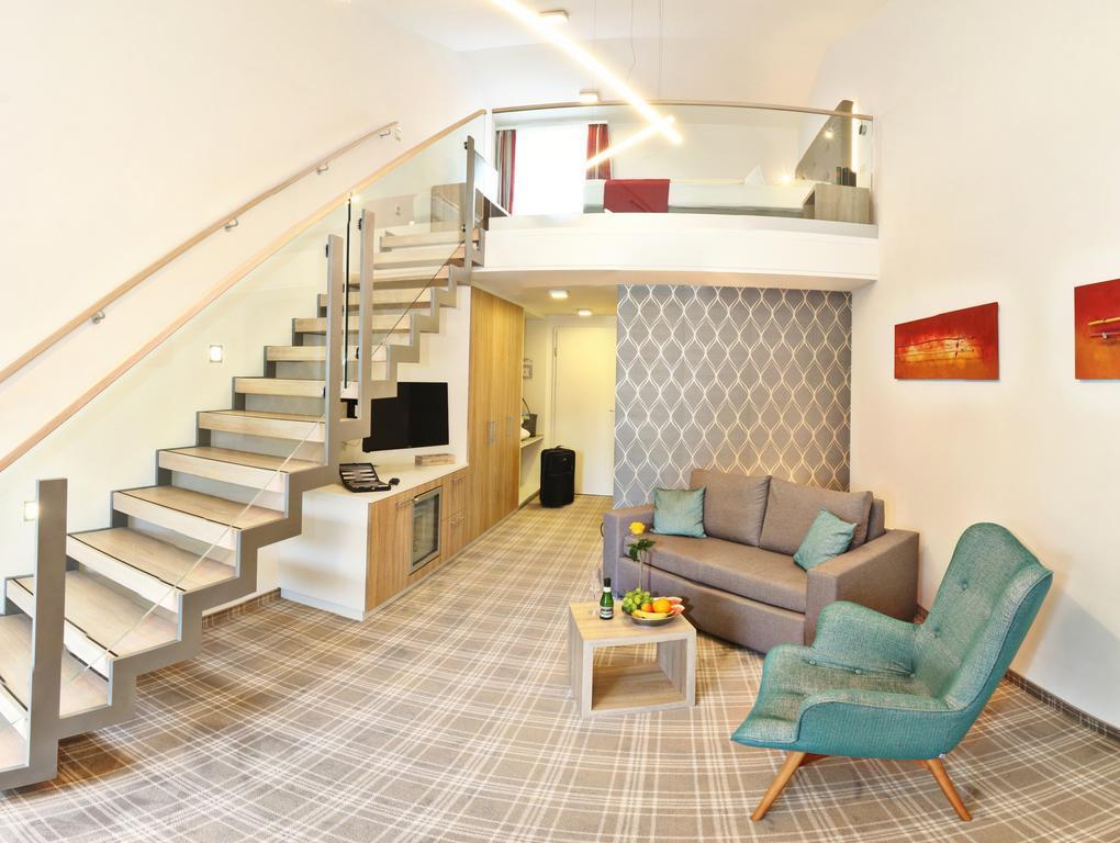 Hotel Chrysantihof Бад Бирнбах Екстериор снимка