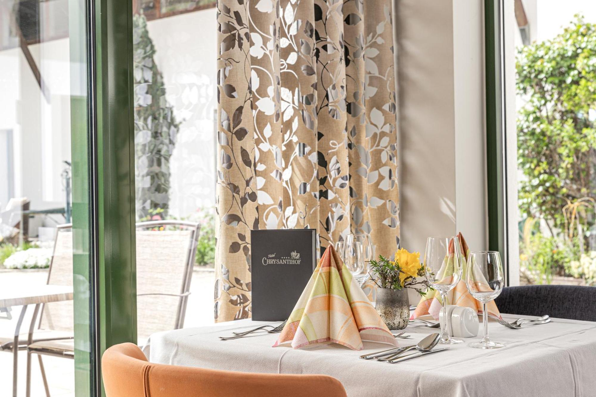 Hotel Chrysantihof Бад Бирнбах Екстериор снимка