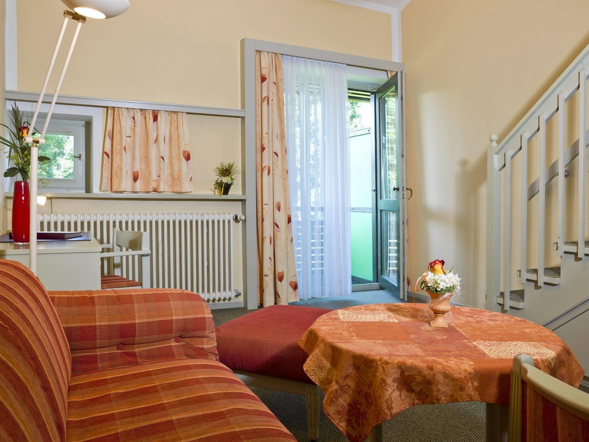 Hotel Chrysantihof Бад Бирнбах Екстериор снимка